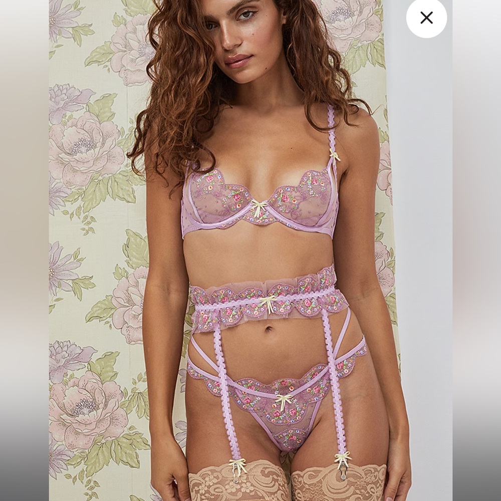 L/S 2Pc FOR LOVE AND LEMONS Daphne Bra and panty Set Lilac Floral Lace Lingerie